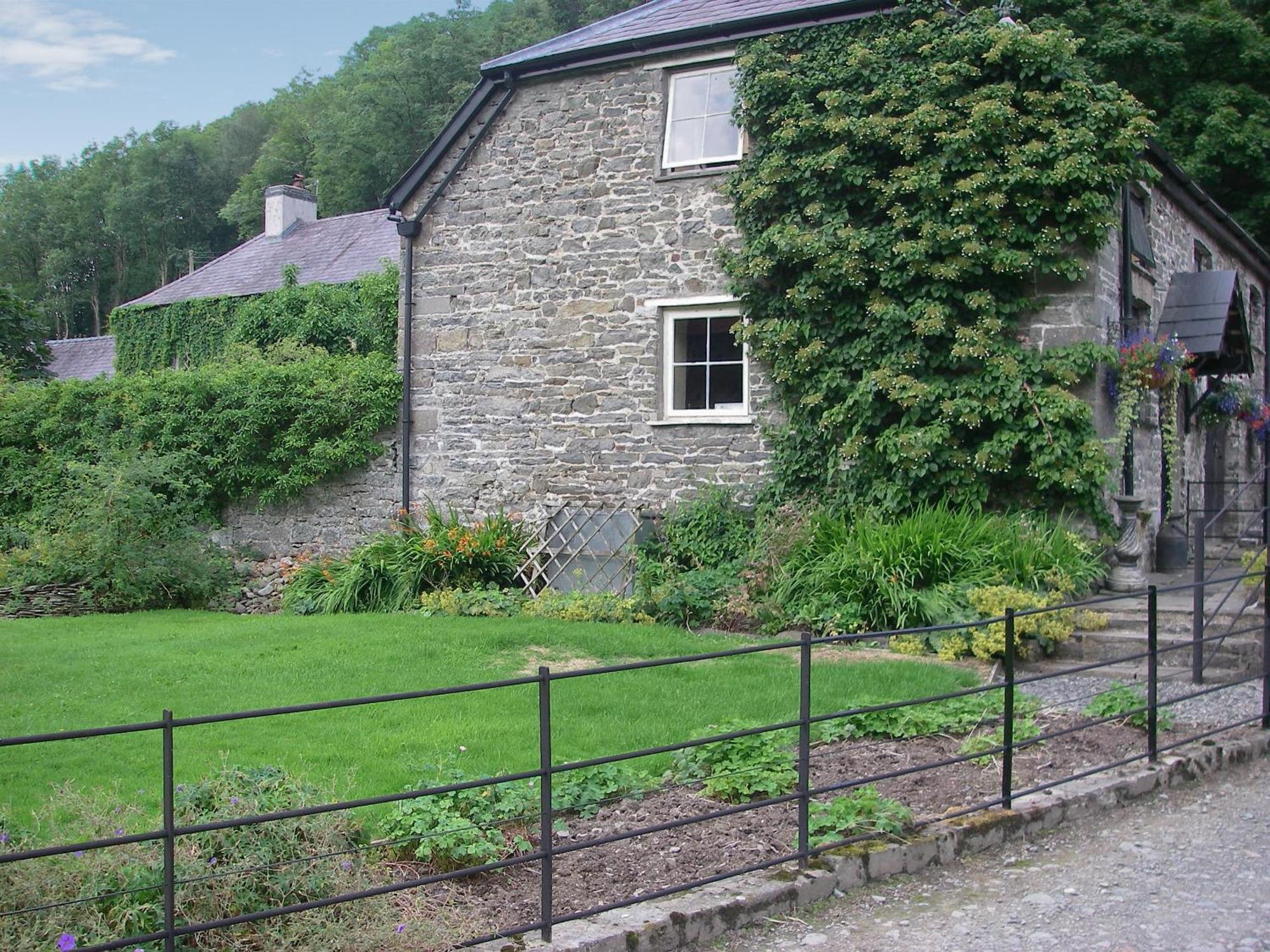 Gamekeepers Cottage - Hw7729 Myddfai Экстерьер фото